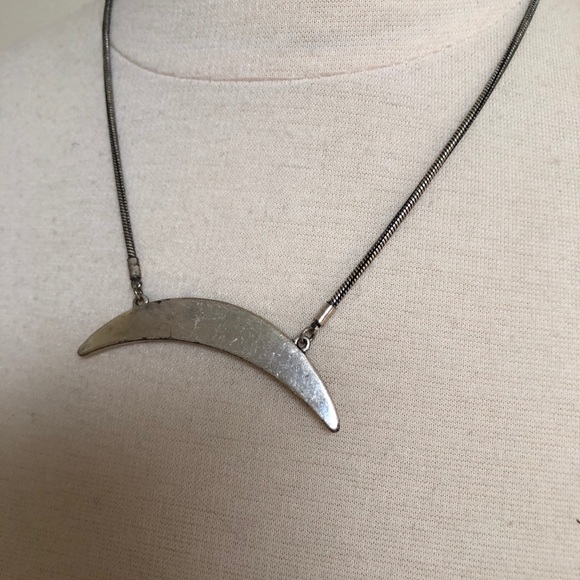 Jenny Bird Crescent Moon Necklace- silver - Picture 8 of 11